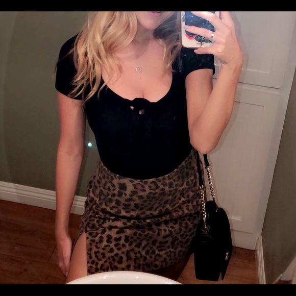 Olivaceous leopard mini skirt - Picture 7 of 7